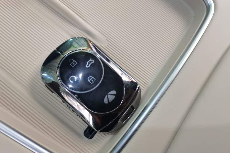 Used Chery Fulwin A9L 2025 Model, 260 Boya Luxury Edition Vehicle Key