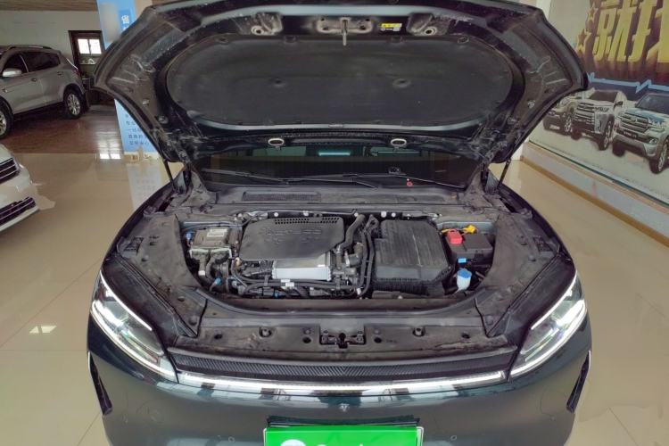 Used Chery Fulwin A9L 2025 Model, Four-Wheel Drive High-Energy Peak Edition Engine Bay