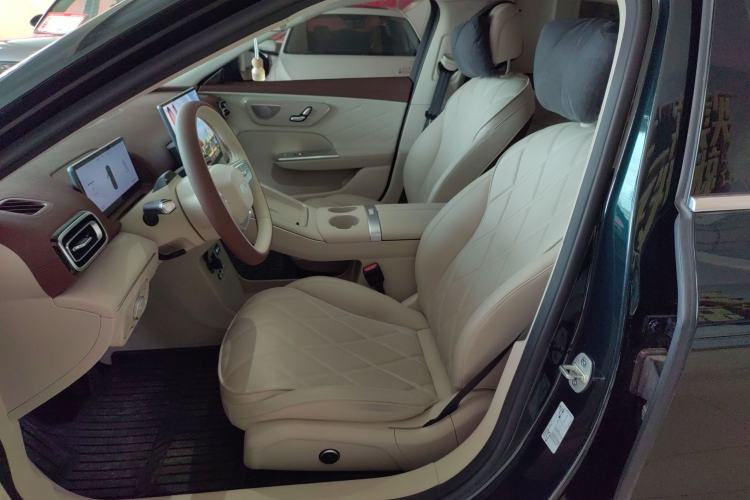 Used Chery Fulwin A9L 2025 Model, Four-Wheel Drive High-Energy Peak Edition Left Front Seat