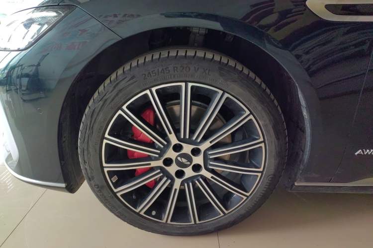 Used Chery Fulwin A9L 2025 Model, Four-Wheel Drive High-Energy Peak Edition Left Front Wheel Hub