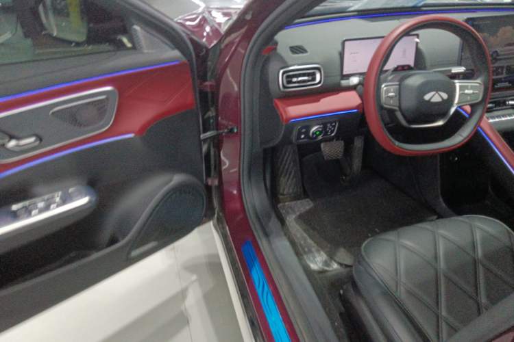 Used Chery Fulwin A9L 2025 Model, Four-Wheel Drive High-Energy Peak Edition Driver Seat
