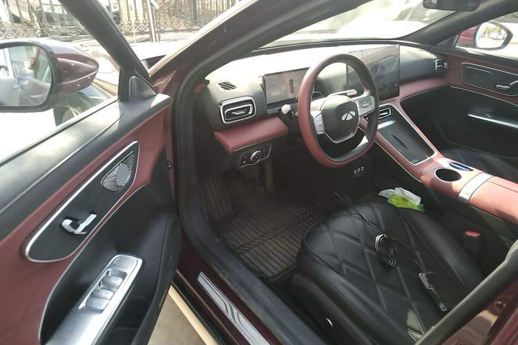 Used Chery Fulwin A9L 2025 Model, Four-Wheel Drive High-Energy Peak Edition Driver Seat