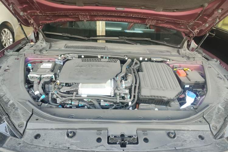 Used Chery Fulwin A9L 2025 Model, Four-Wheel Drive High-Energy Peak Edition Engine Bay