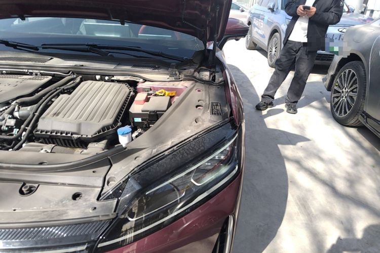 Used Chery Fulwin A9L 2025 Model, Four-Wheel Drive High-Energy Peak Edition Engine Bay Left