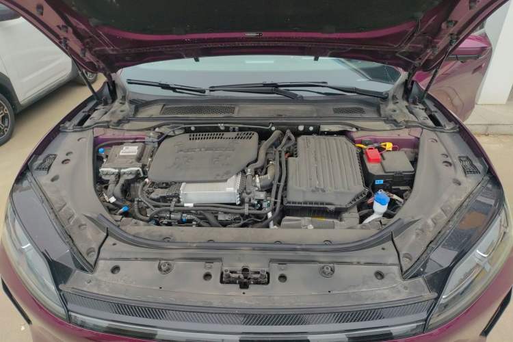 Used Chery Fulwin A9L 2025 Model, Four-Wheel Drive High-Energy Peak Edition Engine Bay