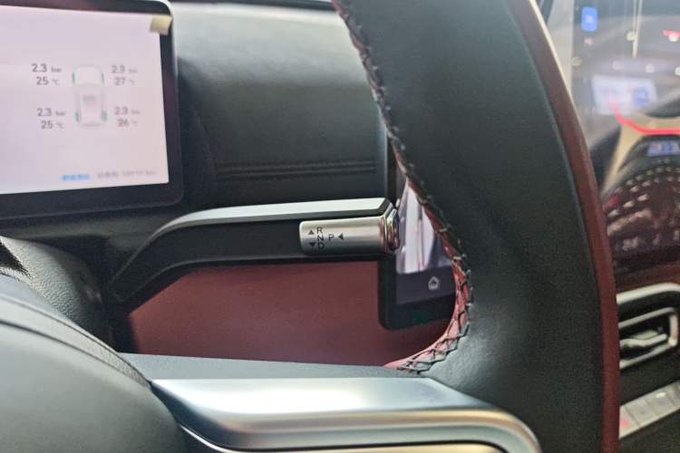 Used Chery Fulwin A9L 2025 Model, Four-Wheel Drive High-Energy Peak Edition Gear Lever