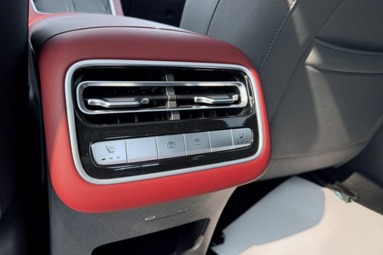 Used Chery Fulwin A9L 2025 Model, Four-Wheel Drive High-Energy Peak Edition Interior 2