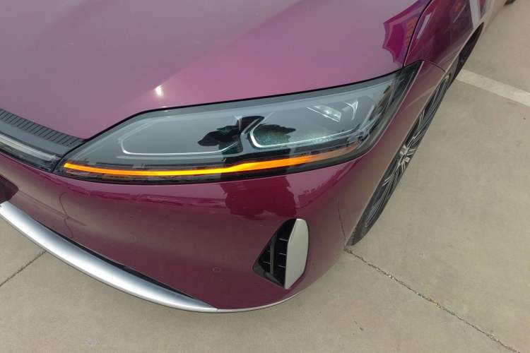 Used Chery Fulwin A9L 2025 Model, Four-Wheel Drive High-Energy Peak Edition Left Front Headlight