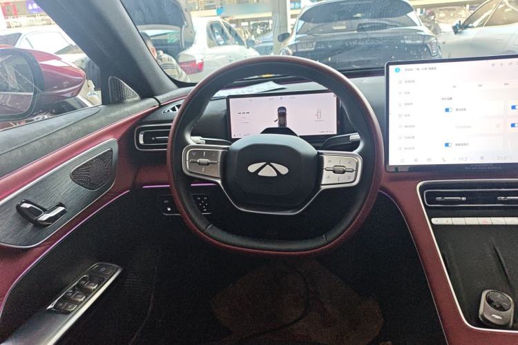 Used Chery Fulwin A9L 2025 Model, Four-Wheel Drive High-Energy Peak Edition Steering Wheel