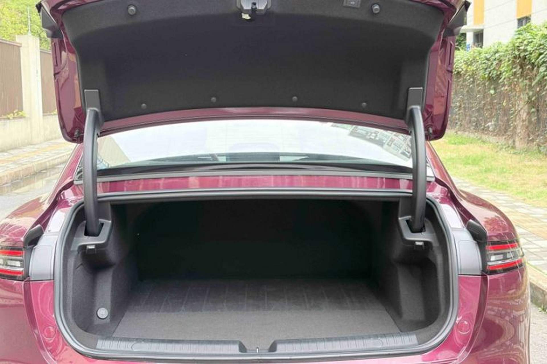 Used Chery Fulwin A9L 2025 Model, Four-Wheel Drive High-Energy Peak Edition Trunk