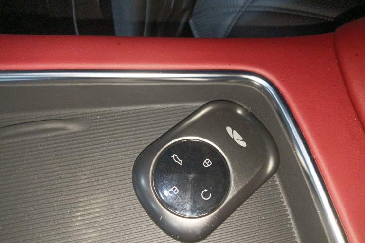 Used Chery Fulwin A9L 2025 Model, Four-Wheel Drive High-Energy Peak Edition Vehicle Key