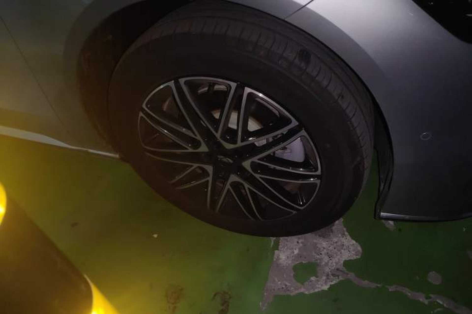 Used Chery Fulwin A9L 2025 Model, 260 Ultra-Long Range Prestige Edition Right Front Wheel Hub