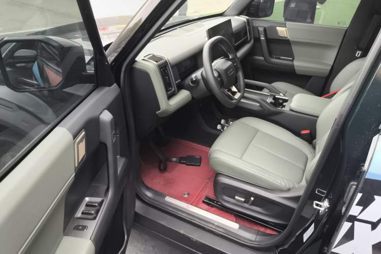 Used Chery Fulwin X3 2025 Model 520 Zhishang Edition Driver Seat