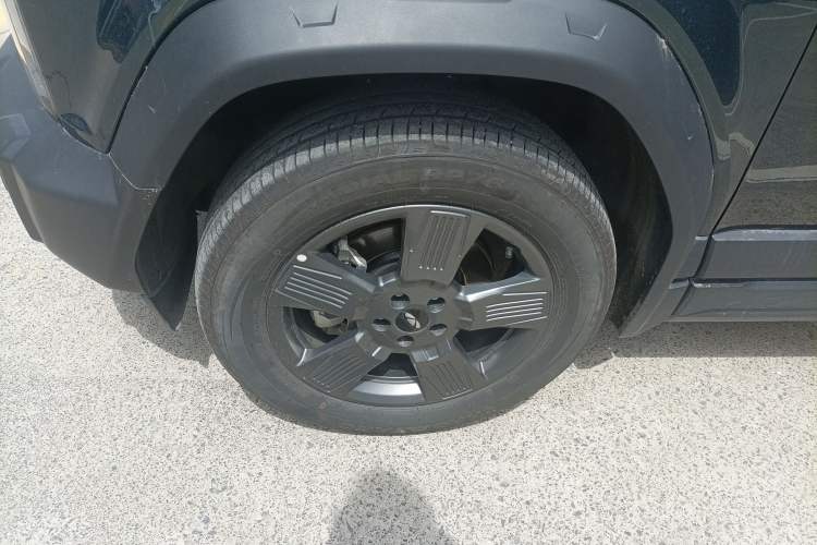 Used Chery Fulwin X3 2025 Model 520 Zhishang Edition Left Front Wheel Hub