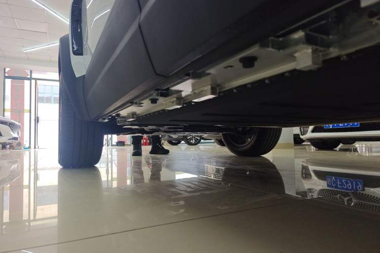 Used Chery Fulwin X3L 2025 Model 215 Long-Distance Edition Left Side Sill
