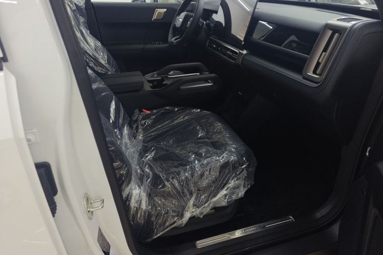 Used Chery Fulwin X3L 2025 Model 215 Long-Distance Edition Right Front Seat