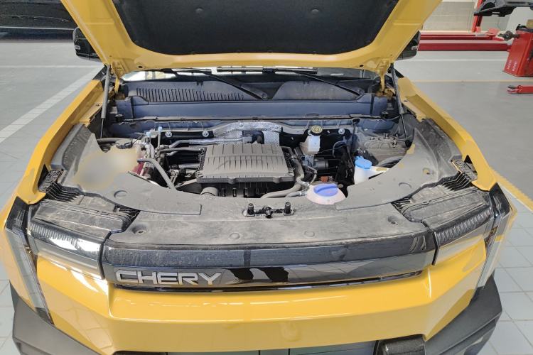 Used Chery Fulwin X3L 2025 Model 205 All-Wheel Drive High-Energy Edition Engine Bay