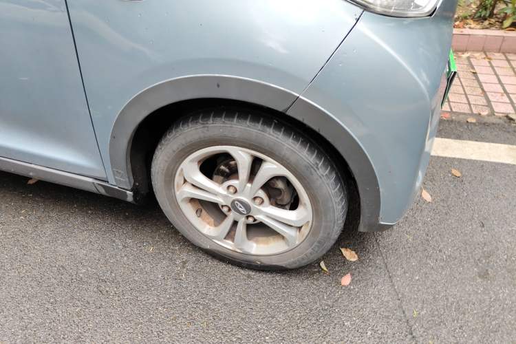 Used Chery Little Ant 2018 400 4-Seater Smart Edition Right Front Wheel Hub
