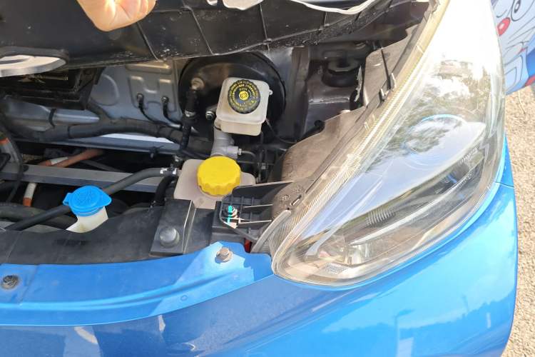 Used Chery Little Ant 2019 4-Seater Smart Edition 35 kWh Engine Bay Left