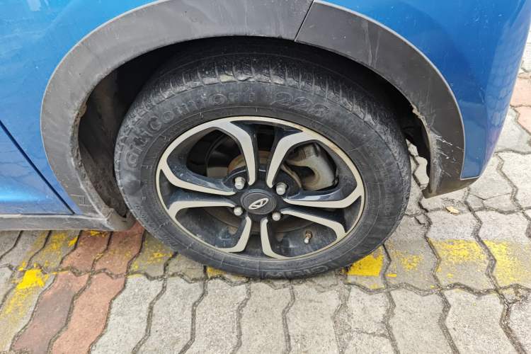 Used Chery Little Ant 2019 4-Seater Smart Edition 35 kWh Right Front Wheel Hub