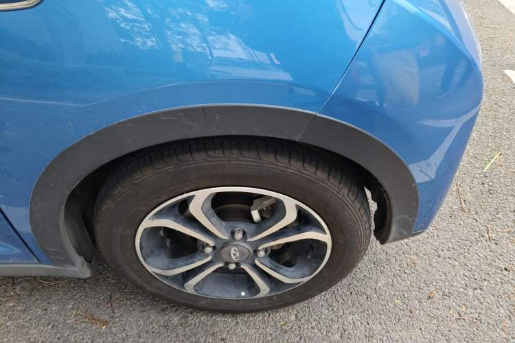 Used Chery Little Ant 2019 4-Seater Smart Edition 35 kWh Right Front Wheel Hub