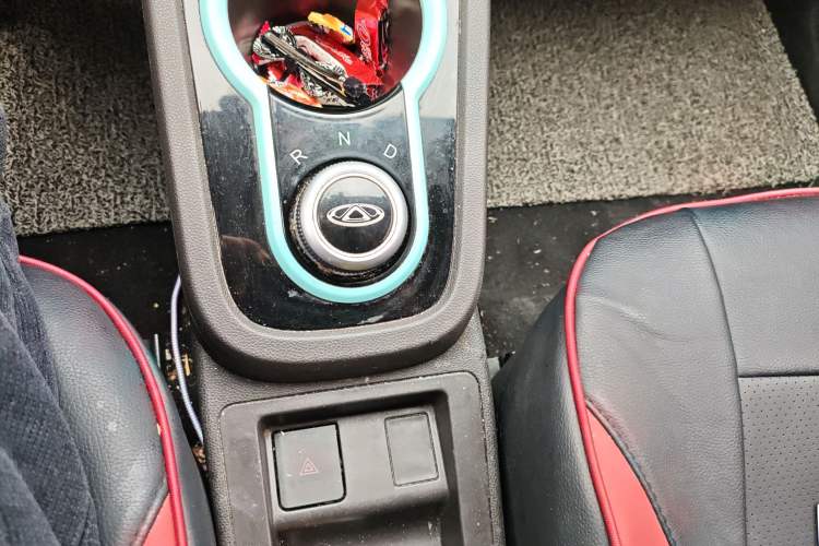 Used Chery Little Ant 2019 4-Seater Smart Edition 35 kWh Gear Lever