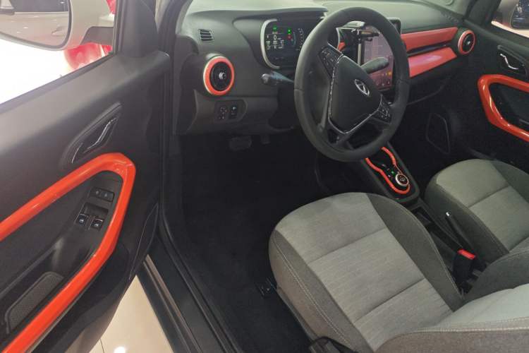 Used Chery Little Ant 2019 4-Seater Smart Edition 35 kWh Driver Seat