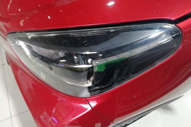 Used Chery Little Ant 2019 4-Seater Smart Luxe Version 30.6 kWh Left Front Headlight