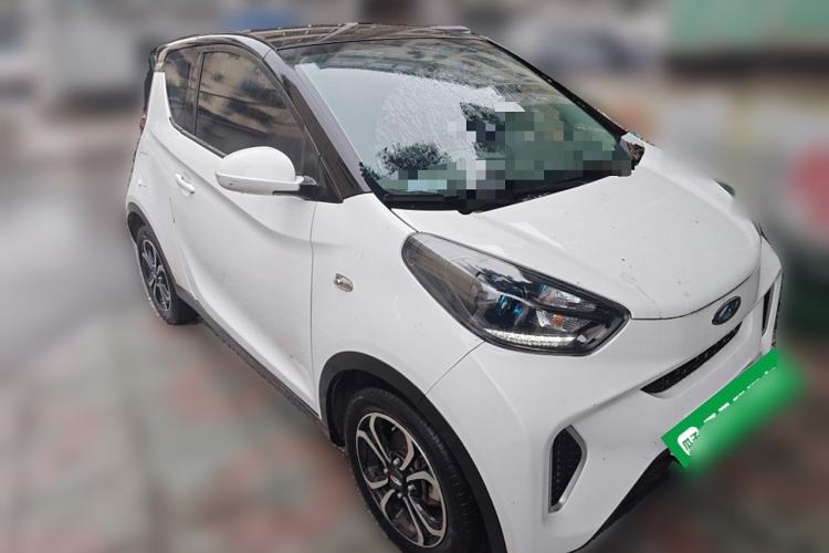 Used Chery Little Ant 2019 4-Seater Smart Edition 30.6 kWh Front Right 45 Deg