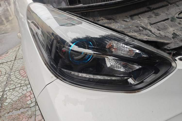 Used Chery Little Ant 2019 4-Seater Smart Edition 30.6 kWh Right Front Headlight