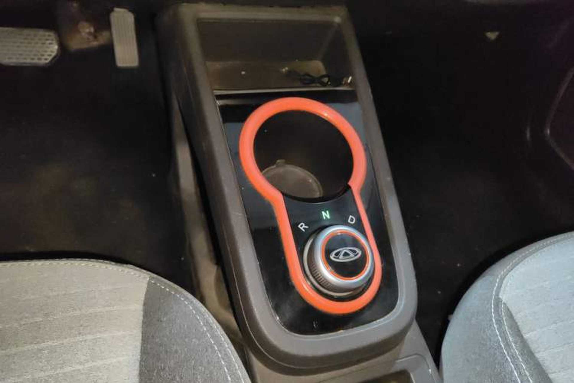 Used Chery Little Ant 2019 4-Seater Smart Edition 35 kWh Gear Lever