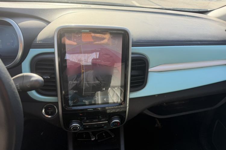Used Chery Little Ant 2021 200 000-Yuan Ant Fan Edition Energized Version Lithium Iron Phosphate 301 km Interior 6