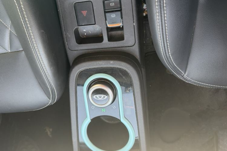 Used Chery Little Ant 2021 200 000-Yuan Ant Fan Edition Energized Version Lithium Iron Phosphate 301 km Interior 7