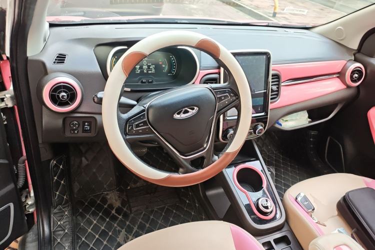 Used Chery Little Ant 2021 150 000 Yuan Ant Fan Edition Queen Version Lithium-Ion Battery Center Console