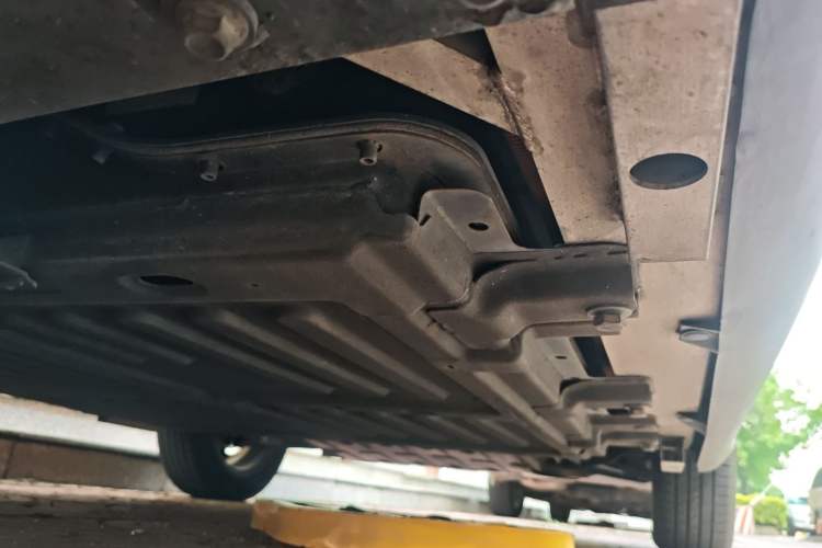 Used Chery Little Ant 2021 150 000 Yuan Ant Fan Edition Queen Version Lithium-Ion Battery Chassis Rear Left