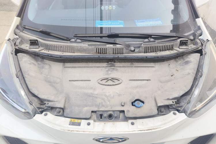 Used Chery Little Ant 2021 150 000 Yuan "Ant Fan" Edition New Ant Cool Version Lithium-Ion Battery Engine Bay