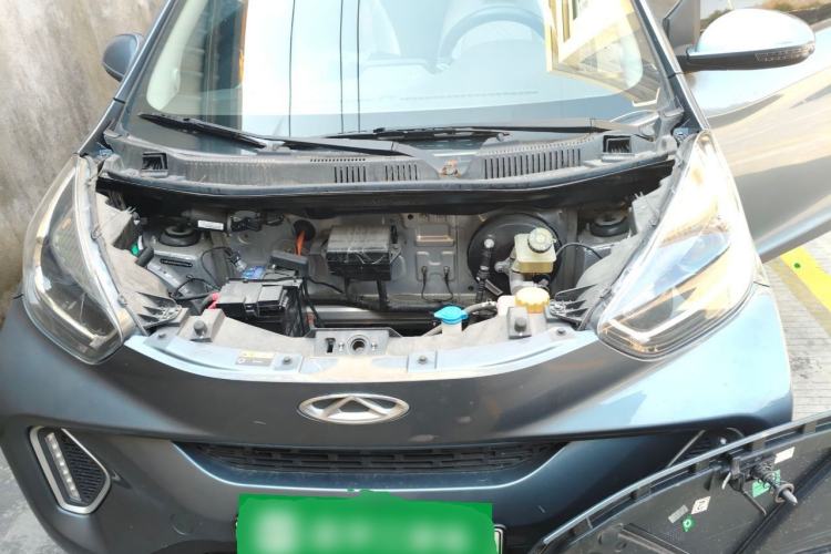 Used Chery Little Ant 2021 200 000 Yuan "Ant Fan" Edition Energized Version NMC Lithium Battery 301 km Engine Bay