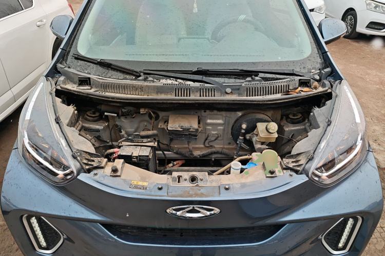 Used Chery Little Ant 2021 200 000 Yuan "Ant Fan" Edition Energized Version NMC Lithium Battery 301 km Engine Bay