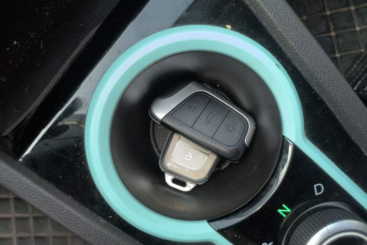 Used Chery Little Ant 2021 150 000 Yuan "Ant Fan" Edition New Ant Cool Version Lithium-Ion Battery Interior 1