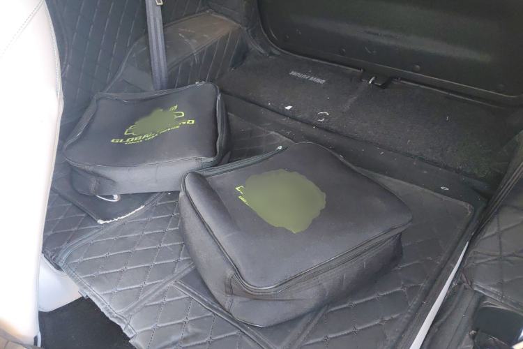 Used Chery Little Ant 2021 200 000 Yuan "Ant Fan" Edition Energized Version NMC Lithium Battery 301 km Interior 4