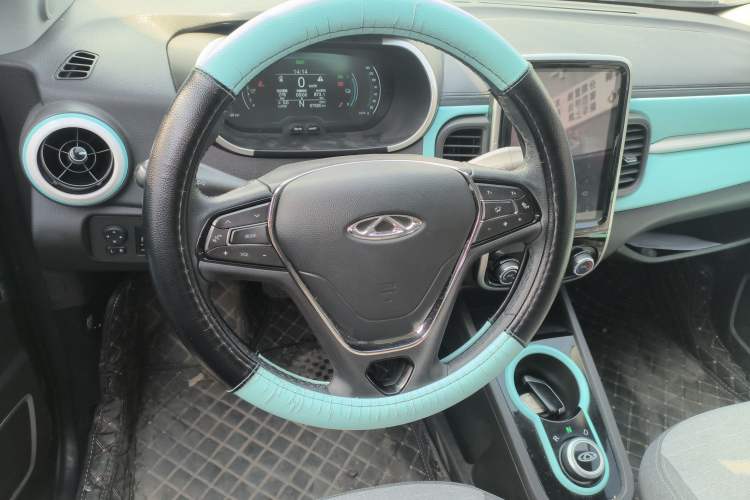 Used Chery Little Ant 2021 150 000 Yuan "Ant Fan" Edition New Ant Cool Version Lithium-Ion Battery Steering Wheel