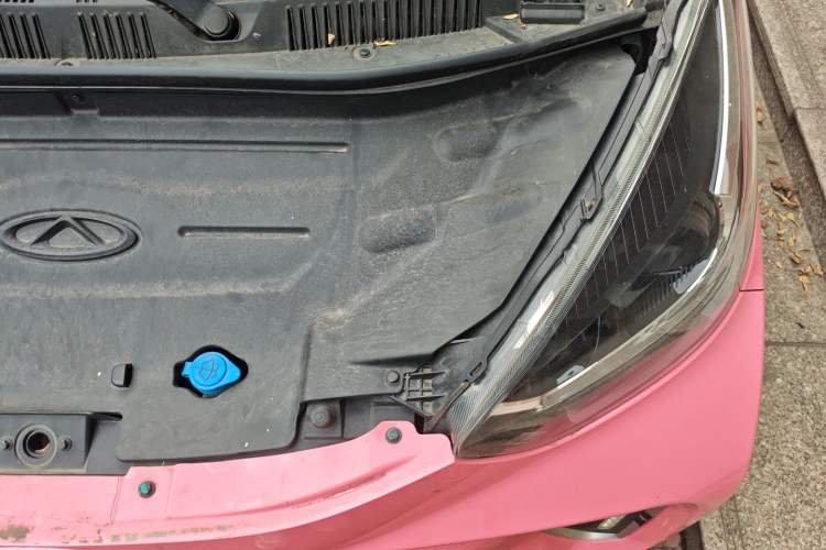 Used Chery Little Ant 2021 150 000 Yuan Ant Fan Edition Queen Version Lithium-Ion Battery Engine Bay Left