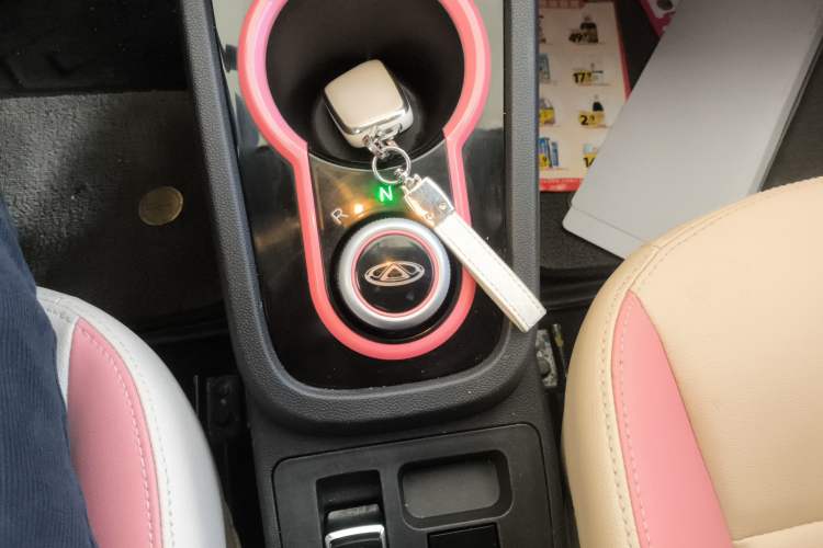 Used Chery Little Ant 2021 150 000 Yuan Ant Fan Edition New Ant Cool Version Lithium Iron Phosphate Gear Lever