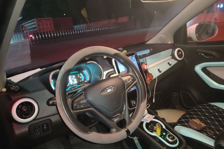 Used Chery Little Ant 2021 150 000 Yuan Ant Fan Edition Ant Trend Version Lithium Iron Phosphate Center Console
