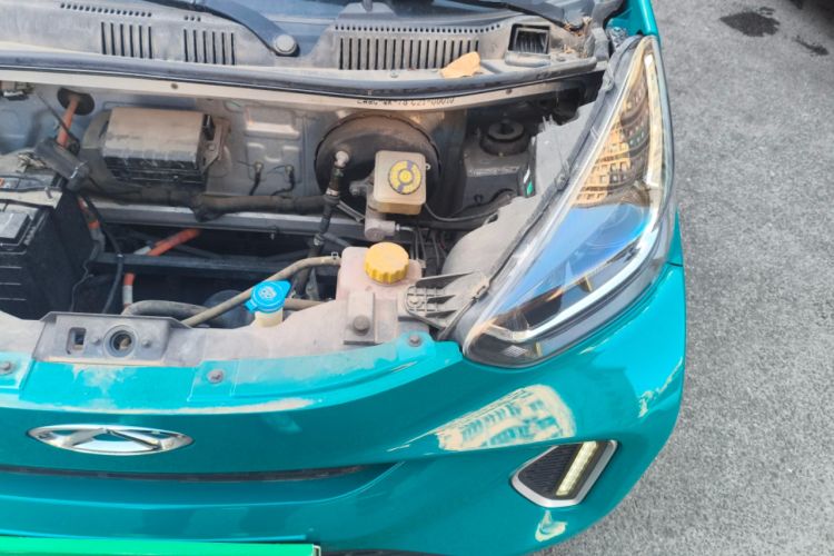 Used Chery Little Ant 2021 200 000 Yuan "Ant Fan" Edition Energized Version NMC Lithium Battery 301 km Engine Bay Left