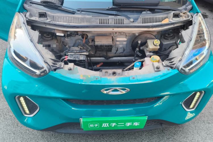 Used Chery Little Ant 2021 200 000 Yuan "Ant Fan" Edition Energized Version NMC Lithium Battery 301 km Engine Bay