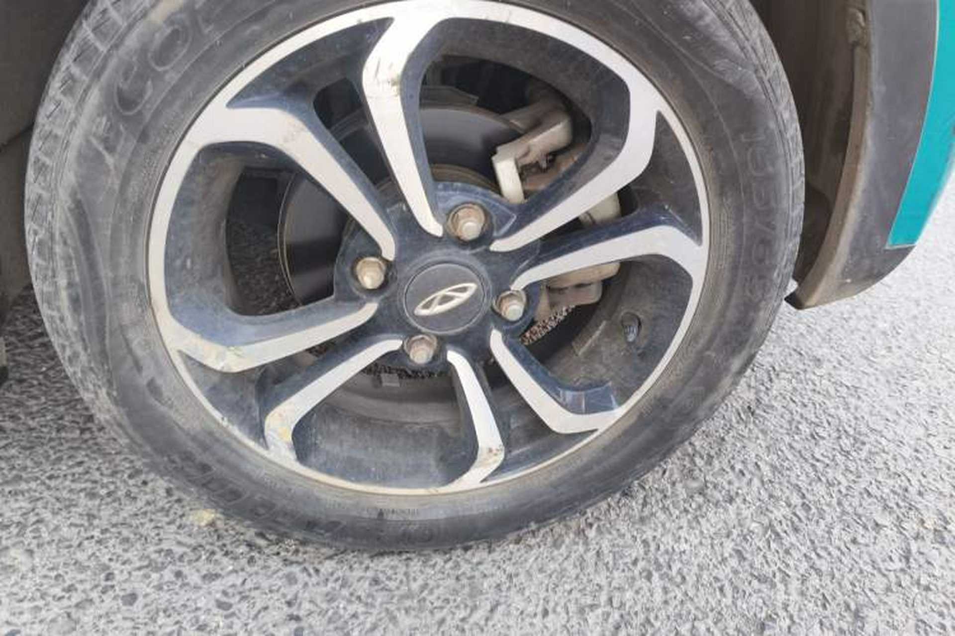 Used Chery Little Ant 2021 200 000 Yuan "Ant Fan" Edition Energized Version NMC Lithium Battery 301 km Right Front Wheel Hub