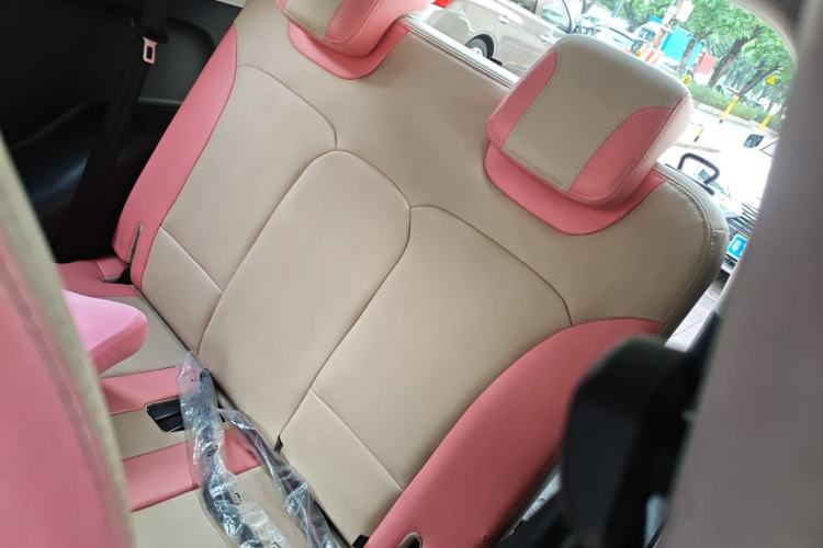 Used Chery Little Ant 2021 150 000 Yuan Ant Fan Edition Queen Version Lithium-Ion Battery Left Rear Seat