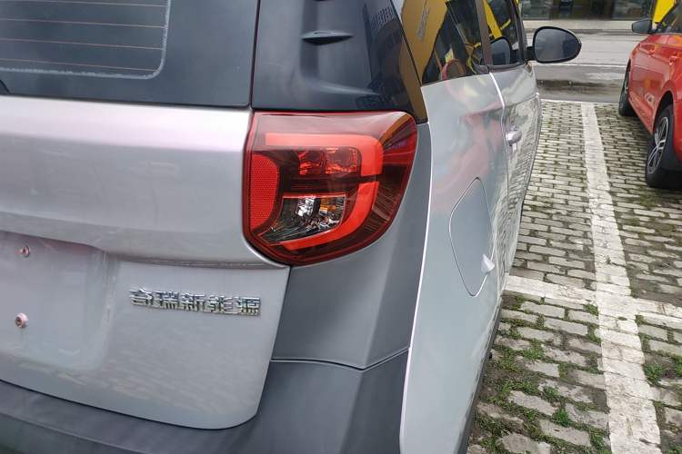 Used Chery Little Ant 2021 Revised Version 150 000 Yuan Ant Fan Edition New Ant Cool Edition Lithium Iron Phosphate Exterior 3