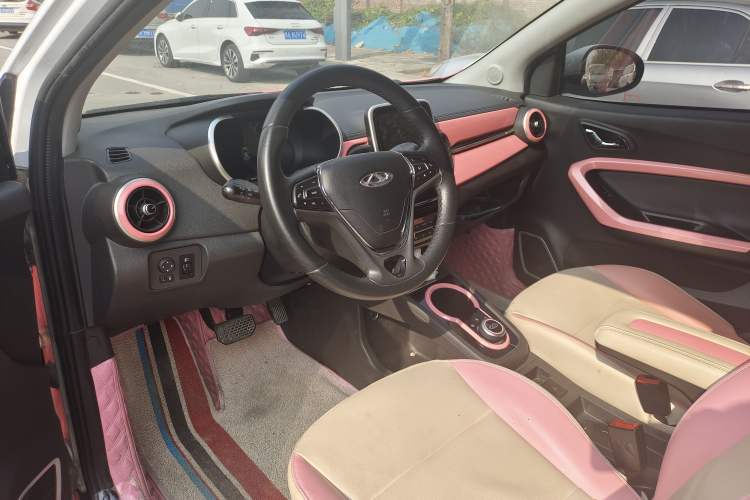 Used Chery Little Ant 2021 150 000 Yuan "Ant Fan" Edition New Ant Xuan Version Lithium-NMC Battery Interior 3